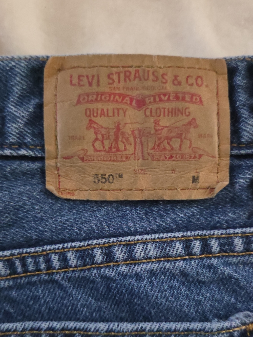 Vintage Y2K Levi’s 550 Women's 16M Relaxed Fit Tapered Leg 100% Cotton Jeans - Picture 7 of 10